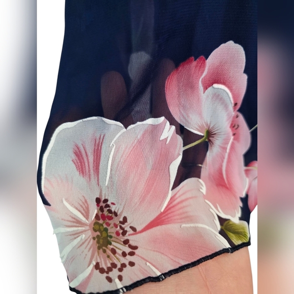 Signature by Robbie Bee Floral Dress | Size 10 | Navy Blue Sleeveless A-Line - Picture 3 of 10